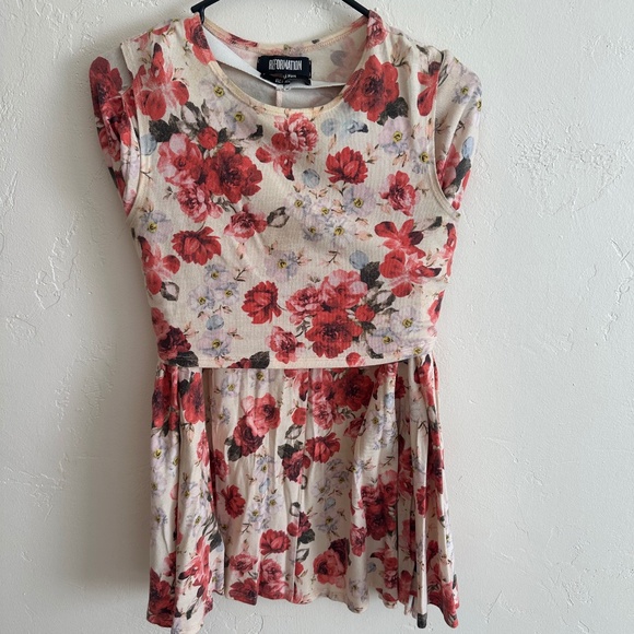 Reformation Floral Set - Picture 2 of 4